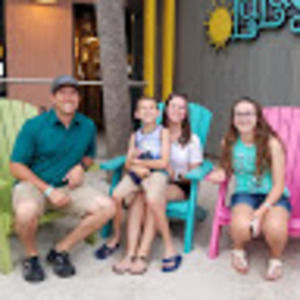 Meet your Posher, Clint